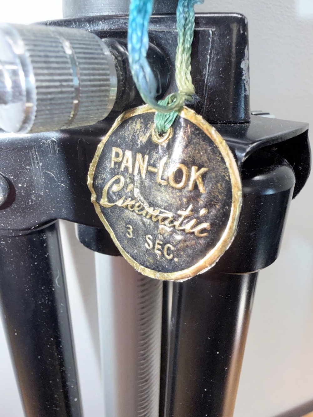 Vintage PAN-LOK Cinematic Black Camera Tripod with Adjustable Head 🎥 - Picture 2 of 7